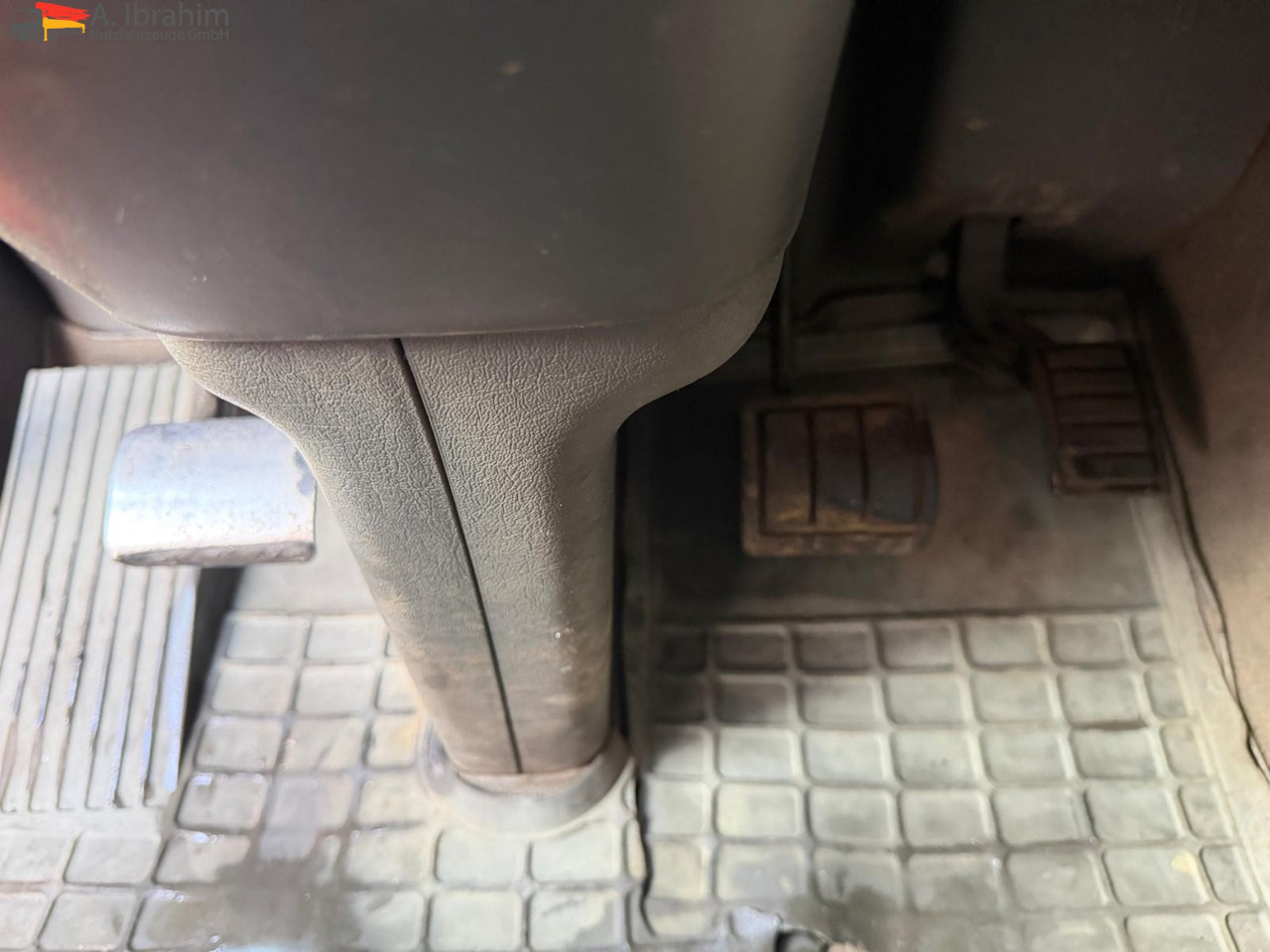 Volvo FH12-420 8x2 Fahrzeugpapiere Schweiz - Camion ampliroll: photos 2 Volvo FH12-420 8x2 Fahrzeugpapiere Schweiz - Camion ampliroll: photos 2