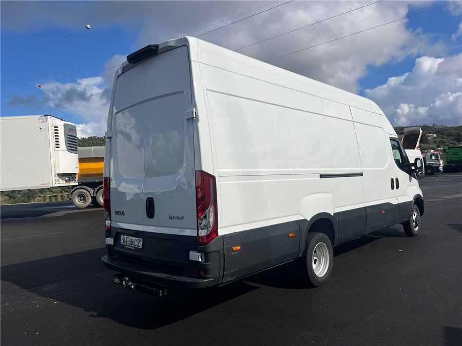 Iveco 35C16 - Fourgon utilitaire: photos 4 Iveco 35C16 - Fourgon utilitaire: photos 4