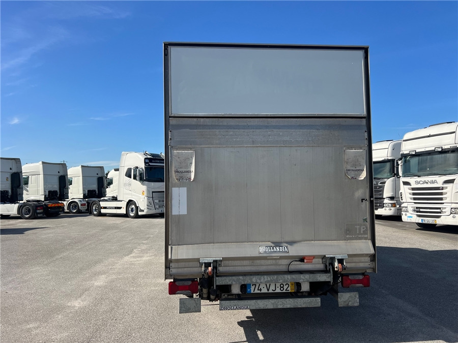 Iveco daily 35-180 - Véhicule utilitaire frigorifique: photos 5 Iveco daily 35-180 - Véhicule utilitaire frigorifique: photos 5