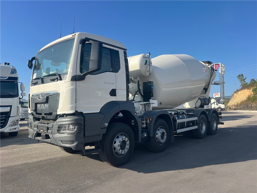 MAN TGS 41.440 - Camion malaxeur: photos 3 MAN TGS 41.440 - Camion malaxeur: photos 3