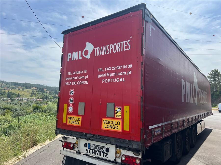 SCHMITZ CARGOBULL SCB-S3T TETO ELEVAR - Semi-remorque rideaux coulissants: photos 3 SCHMITZ CARGOBULL SCB-S3T TETO ELEVAR - Semi-remorque rideaux coulissants: photos 3