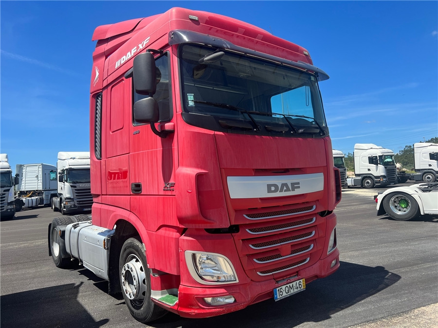DAF XF 105 460 - Tracteur routier: photos 1 DAF XF 105 460 - Tracteur routier: photos 1
