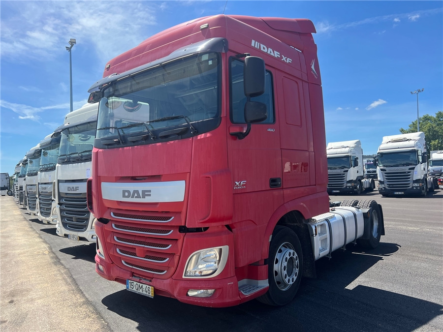 DAF XF 105 460 - Tracteur routier: photos 2 DAF XF 105 460 - Tracteur routier: photos 2