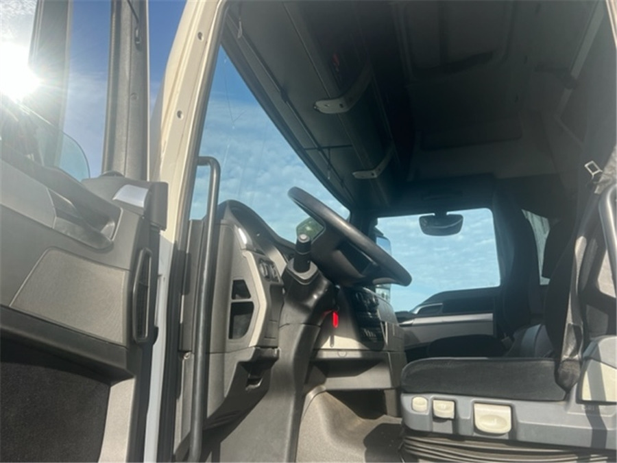 MAN TGX 18.480 / RETARDE - Tracteur routier: photos 5 MAN TGX 18.480 / RETARDE - Tracteur routier: photos 5