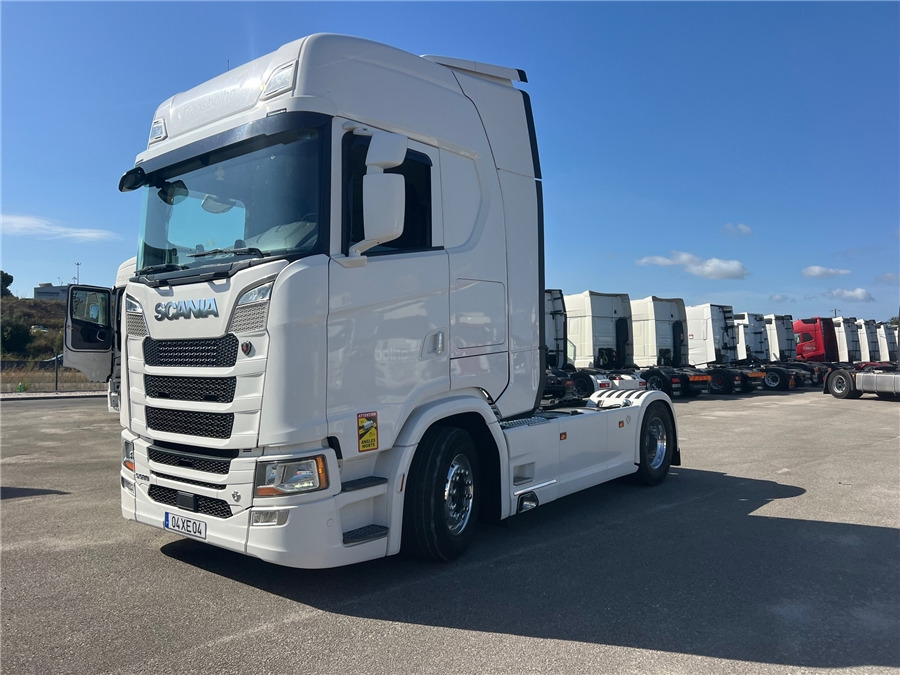 Scania S580 /V8 FULL AIR / RETARDER - Tracteur routier: photos 3 Scania S580 /V8 FULL AIR / RETARDER - Tracteur routier: photos 3