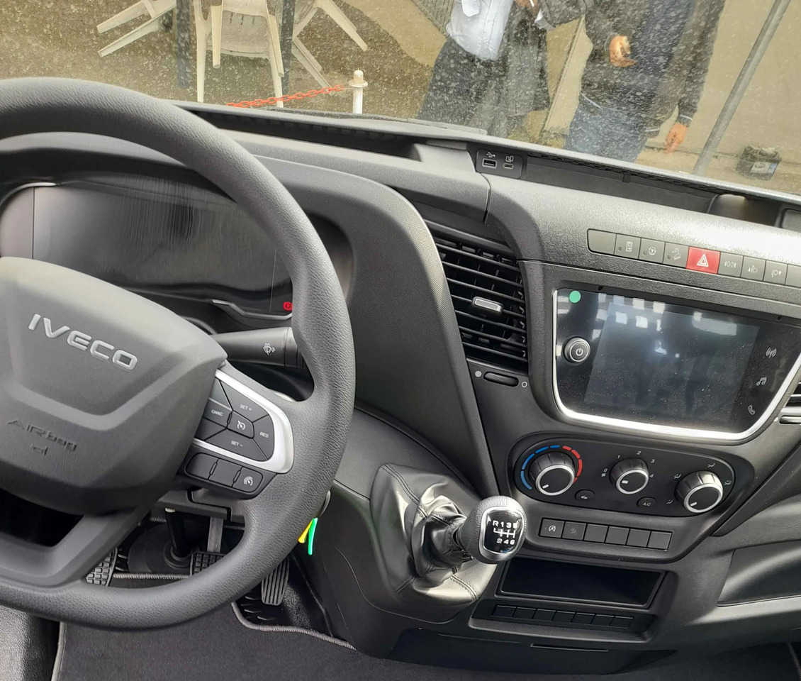 IVECO DAILY 35C12 2.3 RIBALTABILE 2025 NUOVO - Véhicule utilitaire benne: photos 4 IVECO DAILY 35C12 2.3 RIBALTABILE 2025 NUOVO - Véhicule utilitaire benne: photos 4