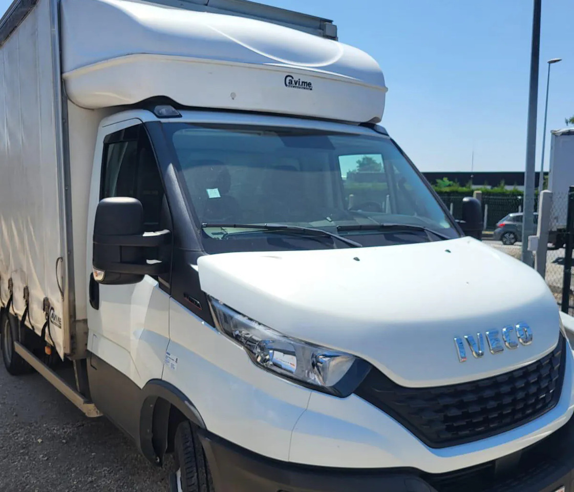 IVECO DAILY 35C16 CC 3000 - Véhicule utilitaire plateau baché: photos 1 IVECO DAILY 35C16 CC 3000 - Véhicule utilitaire plateau baché: photos 1