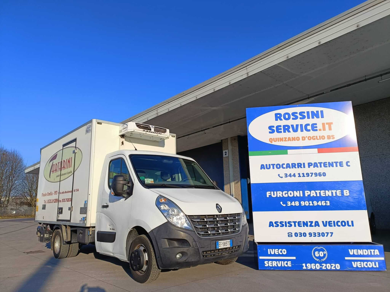 RENAULT MASTER FRIGO CON SPONDA - Véhicule utilitaire frigorifique: photos 1 RENAULT MASTER FRIGO CON SPONDA - Véhicule utilitaire frigorifique: photos 1
