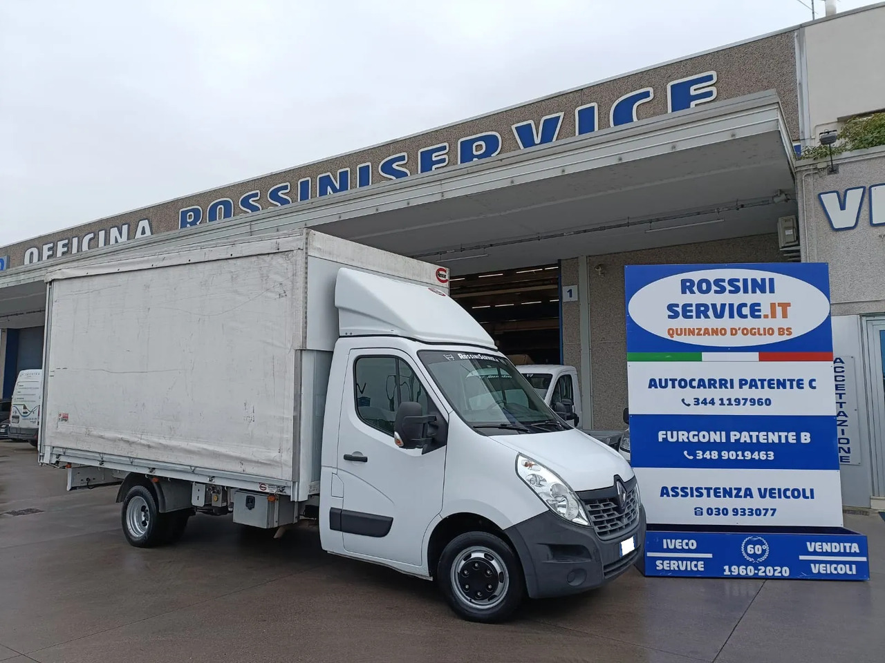 RENAULT MASTER L3XL T35 - Véhicule utilitaire plateau baché: photos 1 RENAULT MASTER L3XL T35 - Véhicule utilitaire plateau baché: photos 1