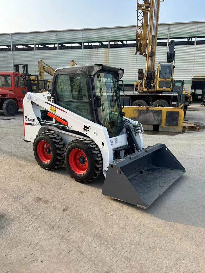 Bobcat S450 - Mini chargeuse: photos 4 Bobcat S450 - Mini chargeuse: photos 4