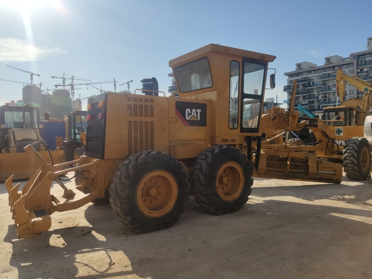 Caterpillar 140H - Niveleuse: photos 3 Caterpillar 140H - Niveleuse: photos 3