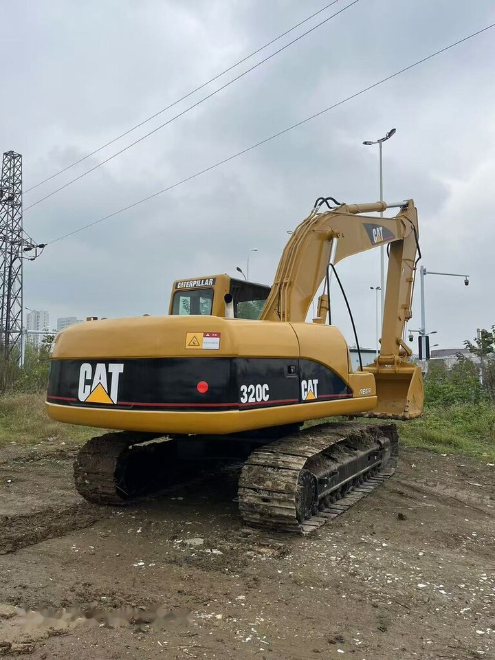 Caterpillar 320C - Pelle sur chenille: photos 2 Caterpillar 320C - Pelle sur chenille: photos 2