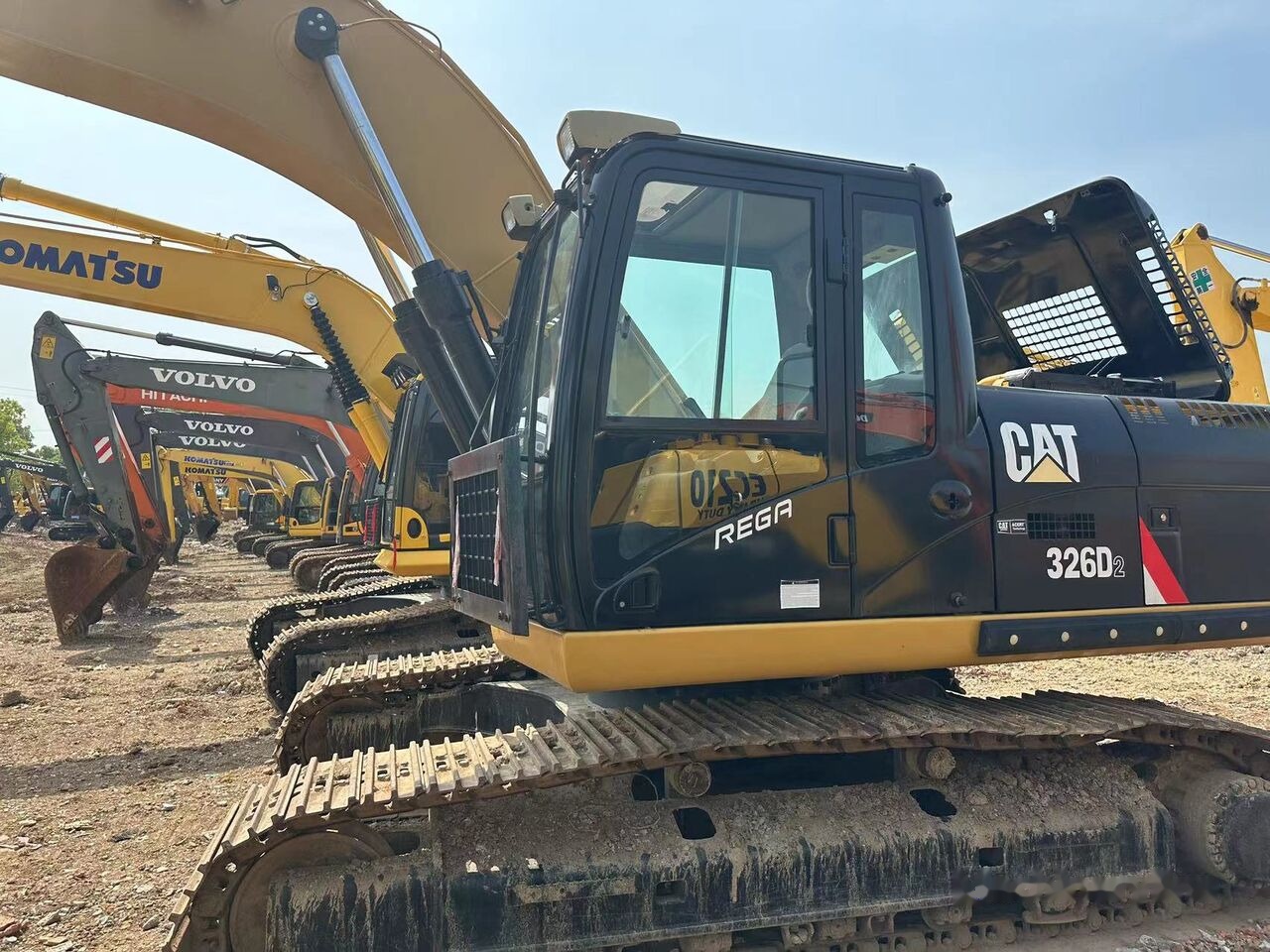 Caterpillar 326D - Pelle sur chenille: photos 2 Caterpillar 326D - Pelle sur chenille: photos 2