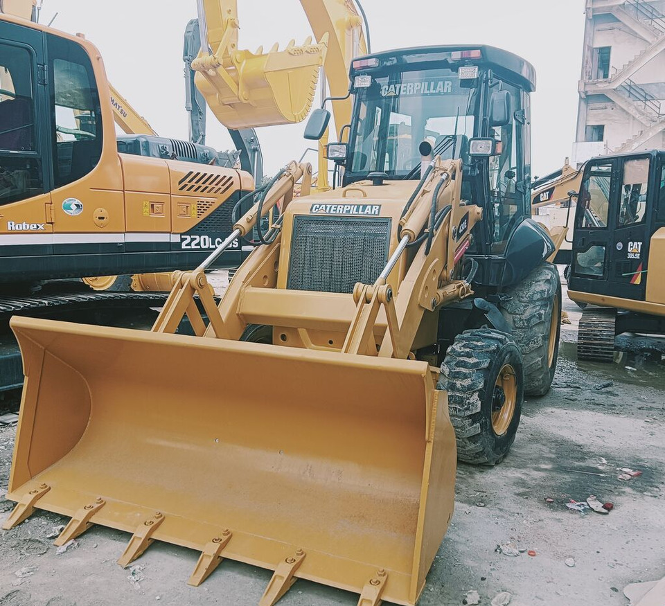 Caterpillar 430F - Tractopelle: photos 5 Caterpillar 430F - Tractopelle: photos 5
