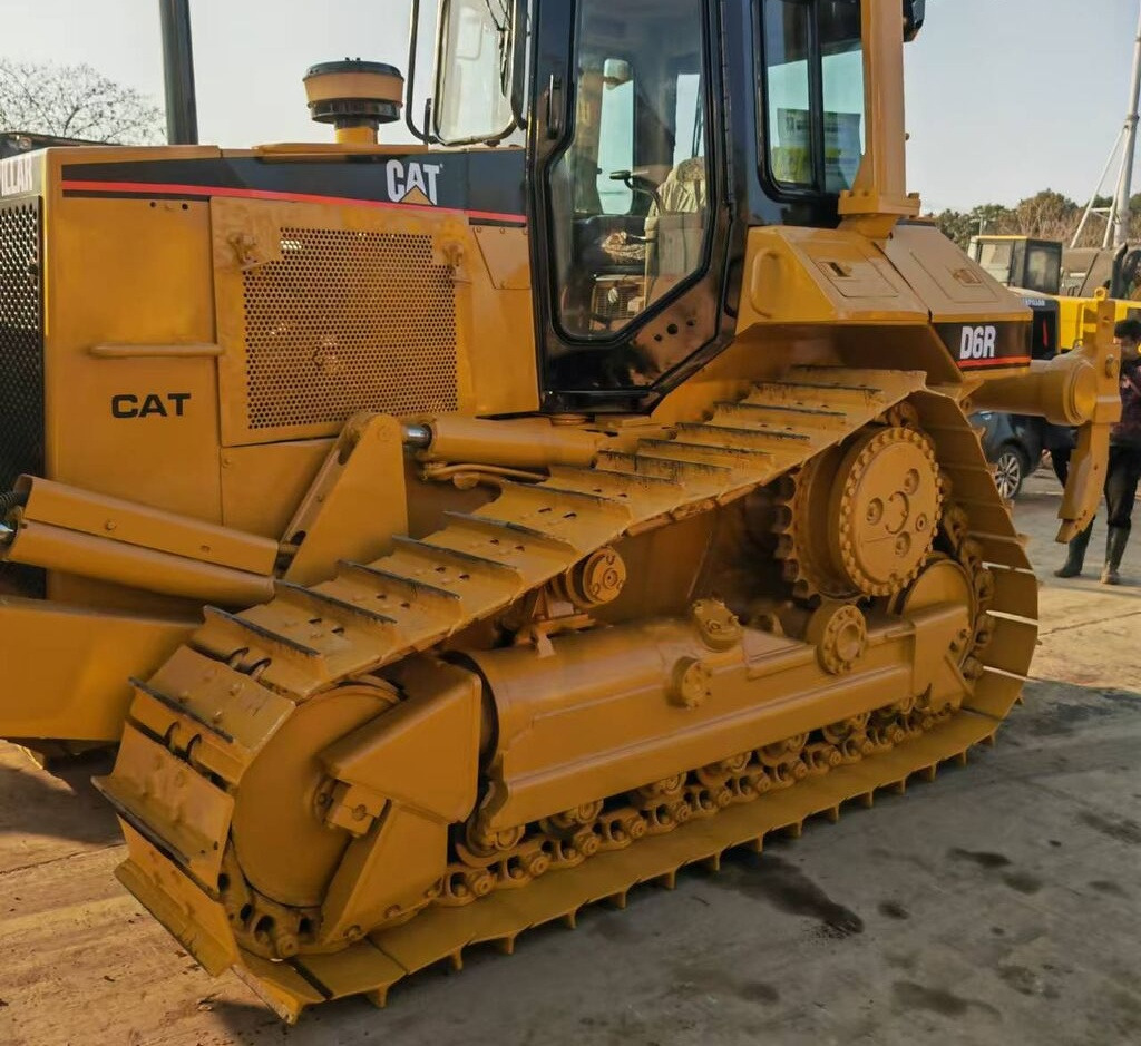 Caterpillar D6R - Bulldozer: photos 1 Caterpillar D6R - Bulldozer: photos 1