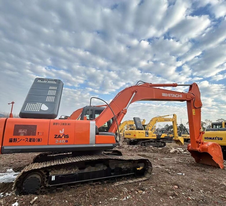 Hitachi ZX240 - Pelle sur chenille: photos 5 Hitachi ZX240 - Pelle sur chenille: photos 5