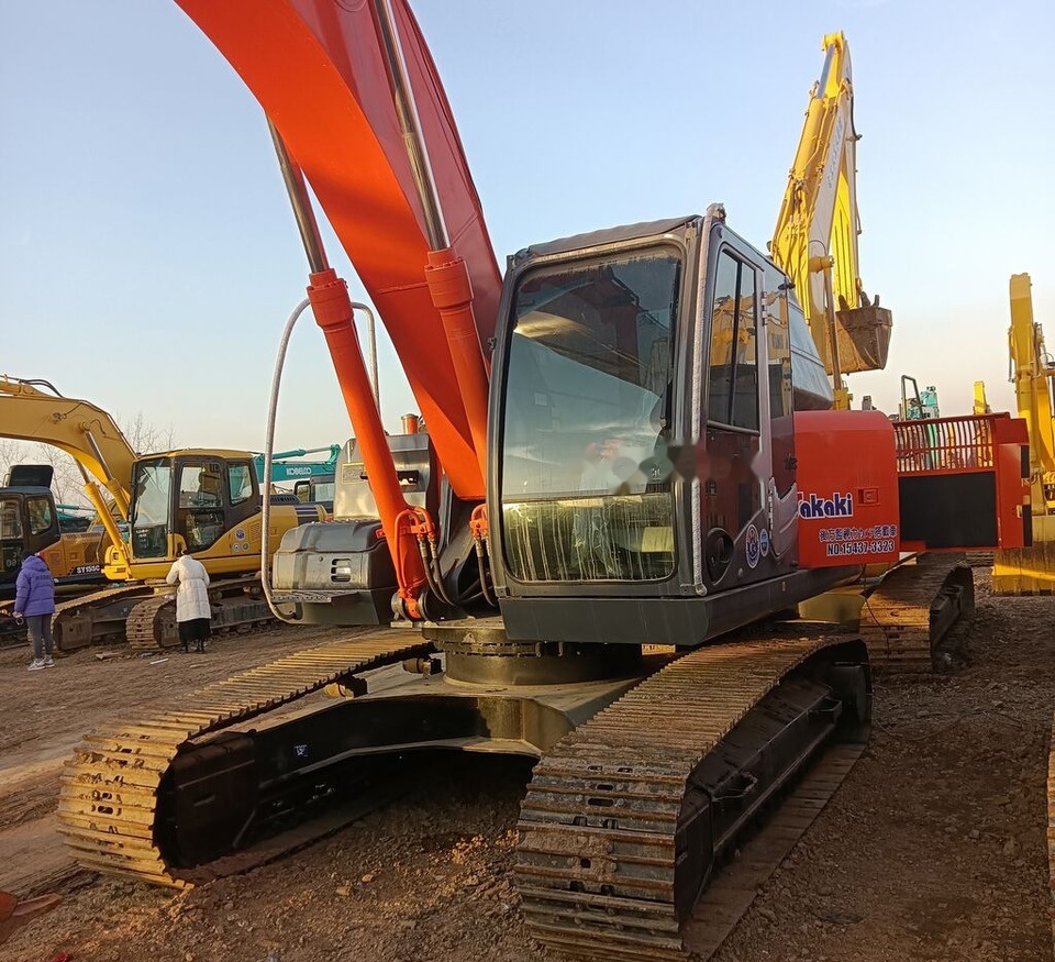 Hitachi ZX240 - Pelle sur chenille: photos 5 Hitachi ZX240 - Pelle sur chenille: photos 5
