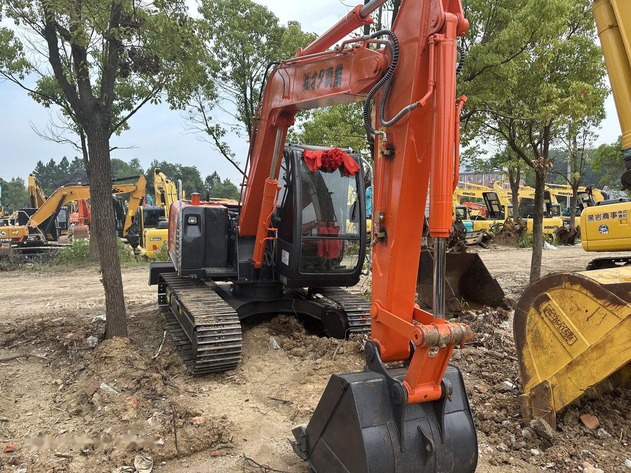 Hitachi ZX70 - Pelle sur chenille: photos 3 Hitachi ZX70 - Pelle sur chenille: photos 3