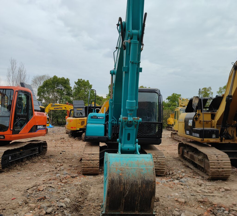 Kobelco SK140-8 - Pelle sur chenille: photos 1 Kobelco SK140-8 - Pelle sur chenille: photos 1