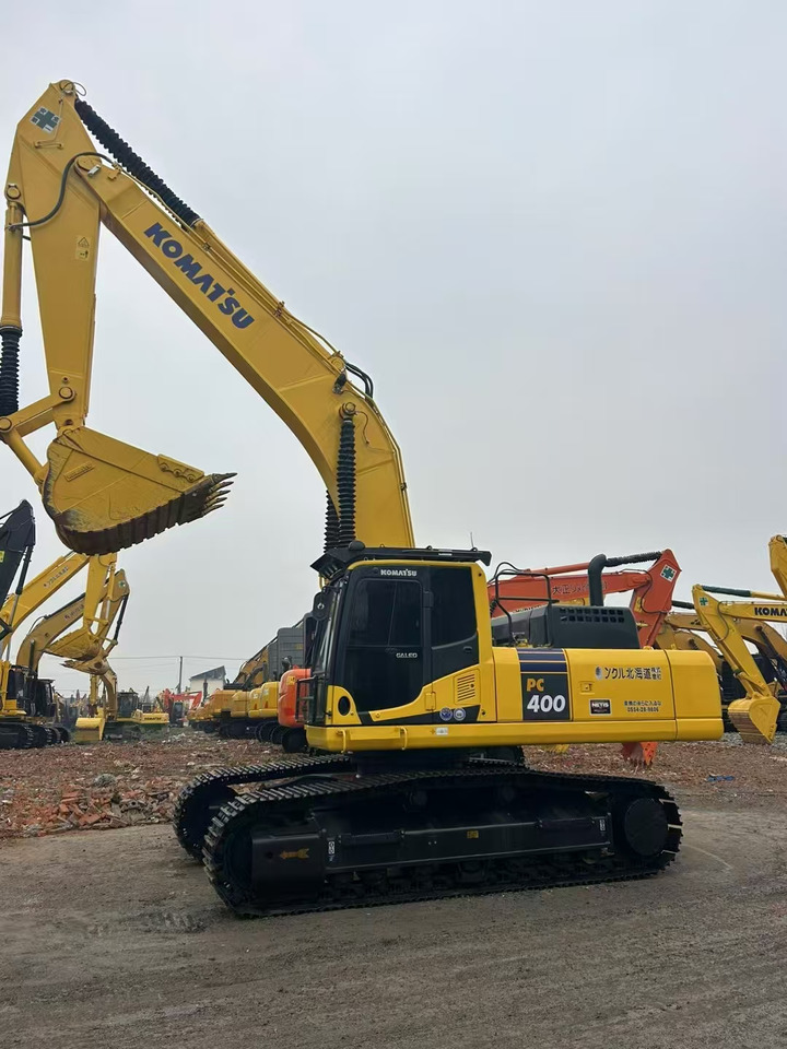 Komatsu Komatsu PC400 - Pelle sur chenille: photos 2 Komatsu Komatsu PC400 - Pelle sur chenille: photos 2
