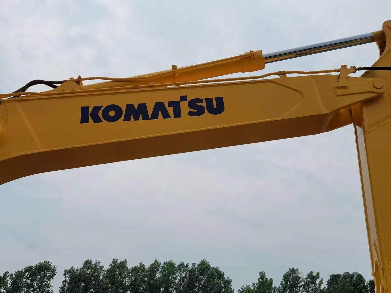 Komatsu PC300-7 - Pelle sur chenille: photos 3 Komatsu PC300-7 - Pelle sur chenille: photos 3