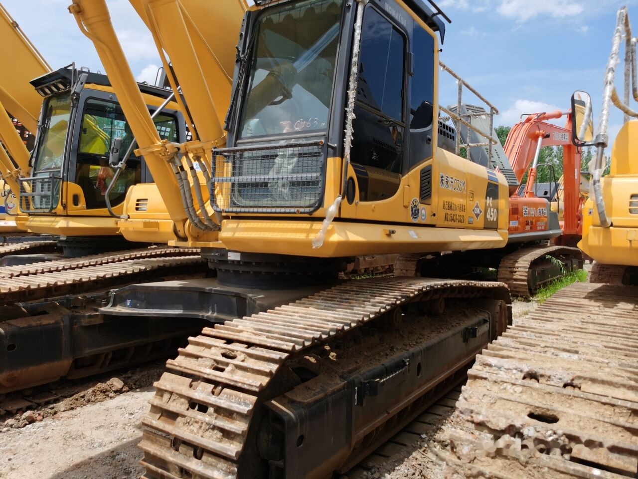 Komatsu PC450-8 - Pelle sur chenille: photos 1 Komatsu PC450-8 - Pelle sur chenille: photos 1