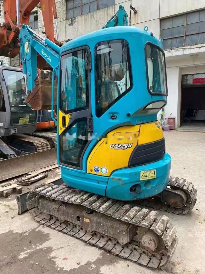 Kubota U25 - Mini pelle: photos 4 Kubota U25 - Mini pelle: photos 4
