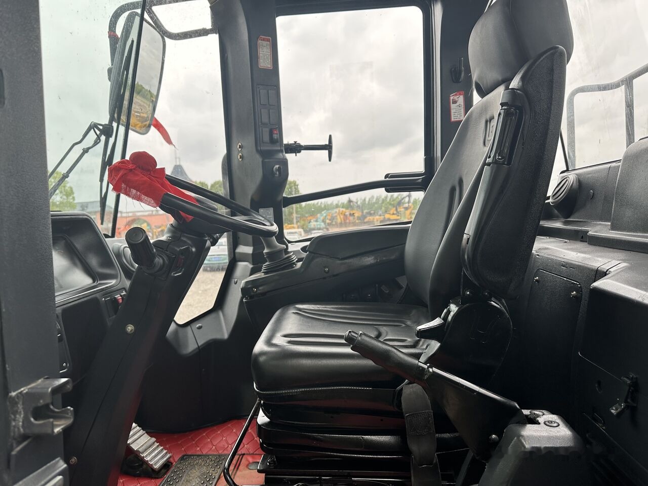 LiuGong CLG 856H - Chargeuse sur pneus: photos 4 LiuGong CLG 856H - Chargeuse sur pneus: photos 4