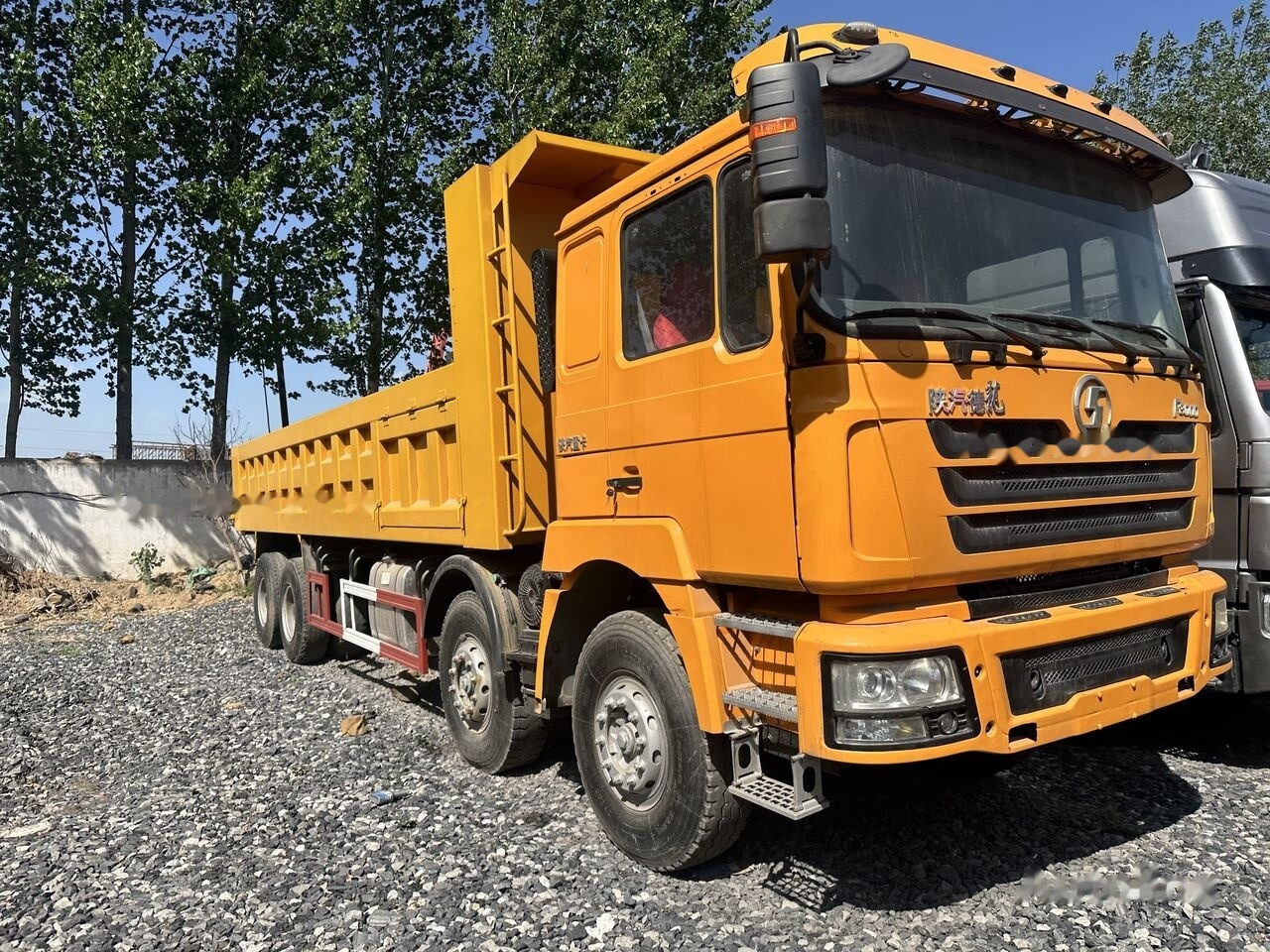 Shacman F3000 - Camion benne: photos 3 Shacman F3000 - Camion benne: photos 3