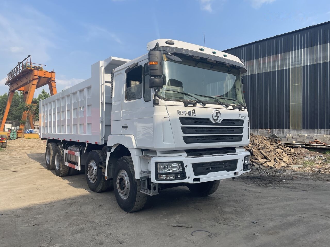 Shacman F3000 - Camion benne: photos 4 Shacman F3000 - Camion benne: photos 4