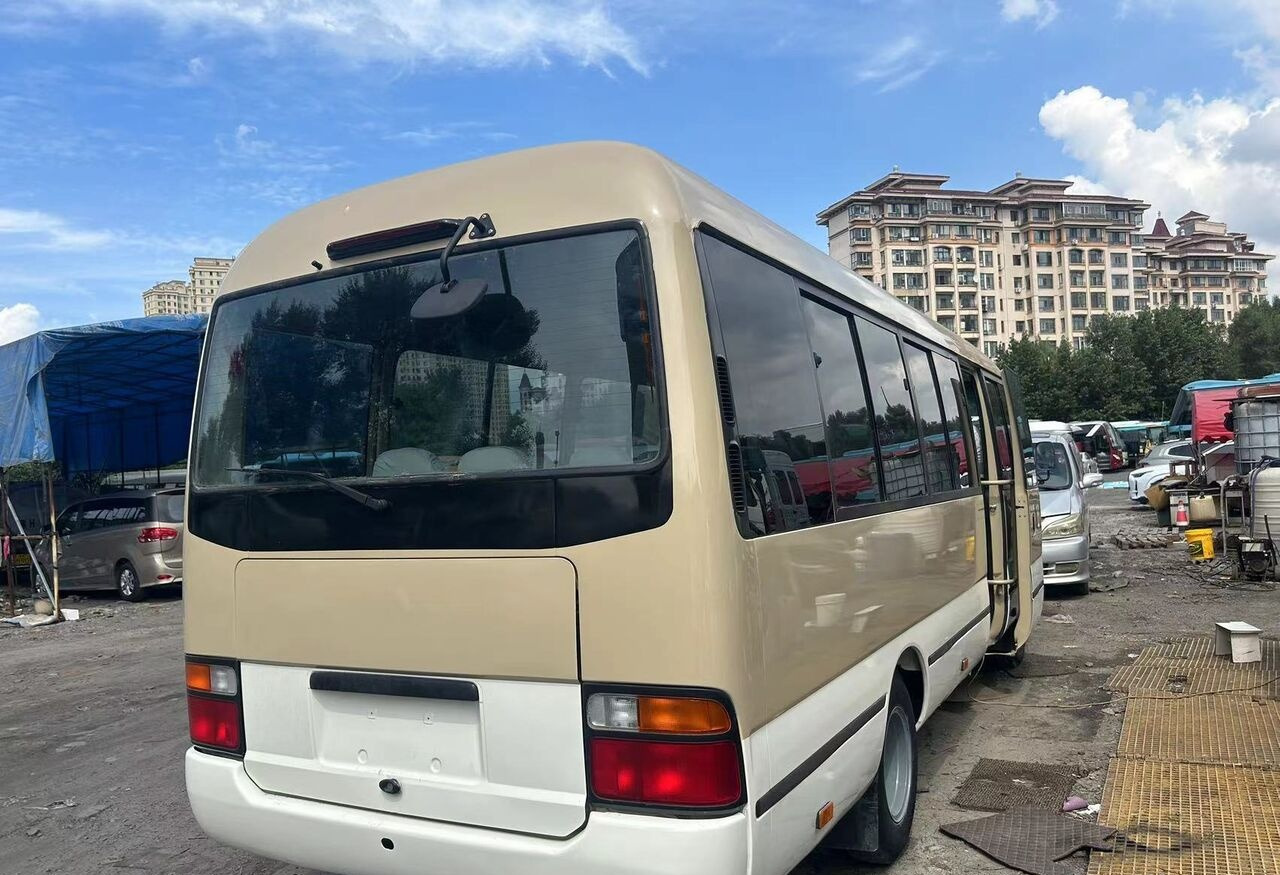 Toyota Coaster 1HZ - Bus interurbain: photos 3 Toyota Coaster 1HZ - Bus interurbain: photos 3