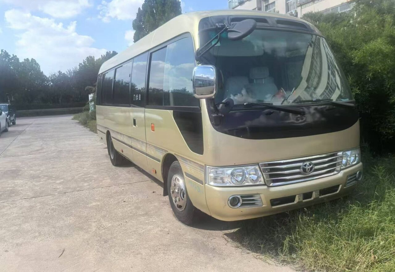 Toyota Coaster - Bus interurbain: photos 4 Toyota Coaster - Bus interurbain: photos 4