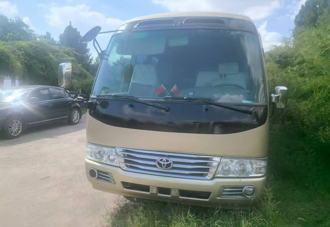 Toyota Coaster - Bus interurbain: photos 3 Toyota Coaster - Bus interurbain: photos 3