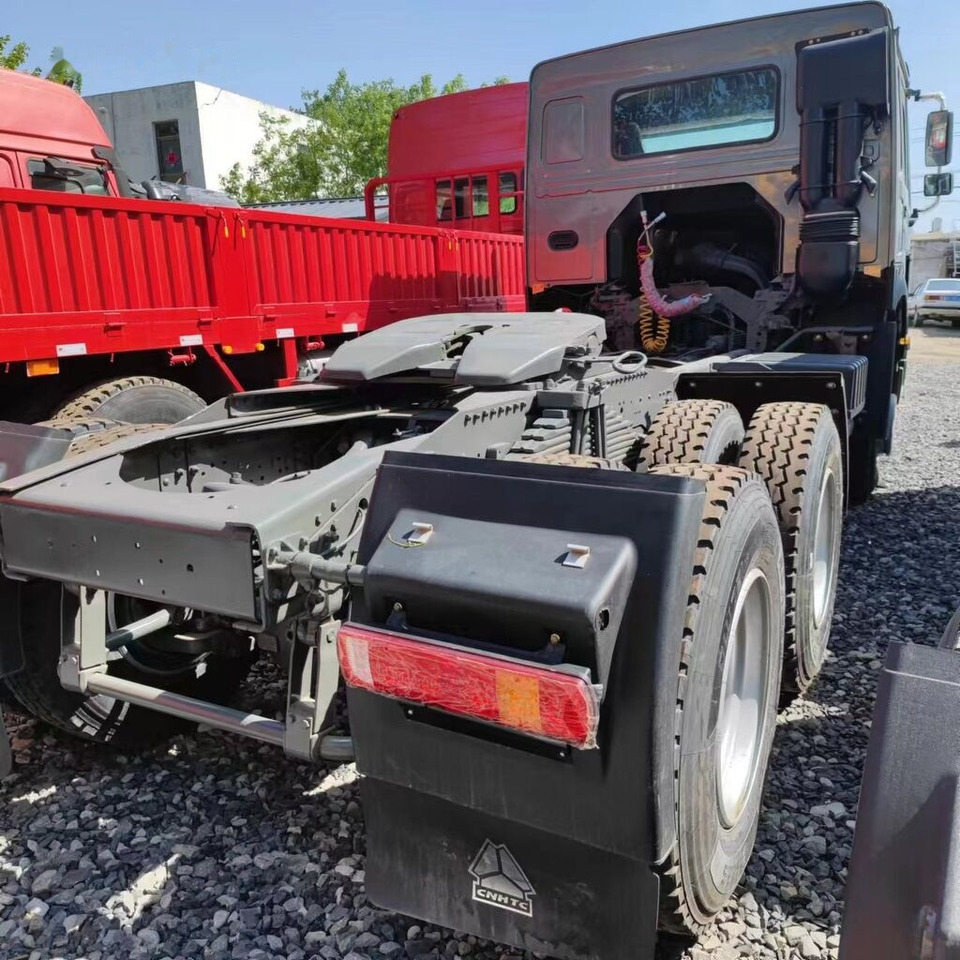Howo 375 - Tracteur routier: photos 3 Howo 375 - Tracteur routier: photos 3