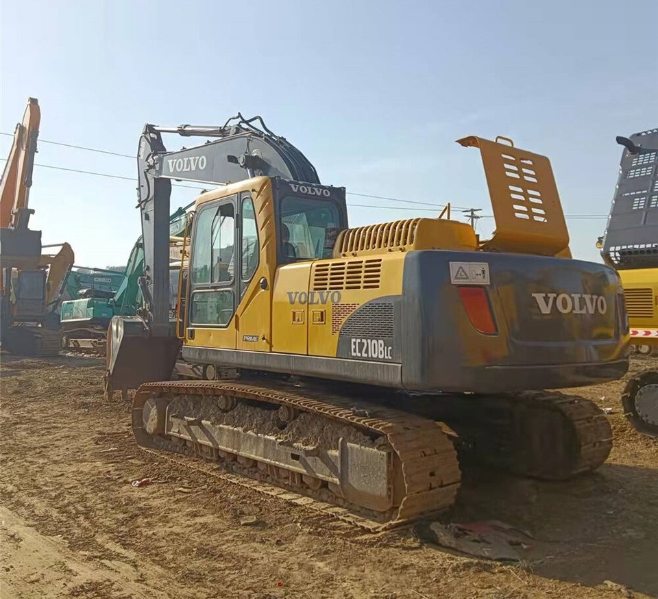 Volvo EC210B - Pelle sur chenille: photos 1 Volvo EC210B - Pelle sur chenille: photos 1