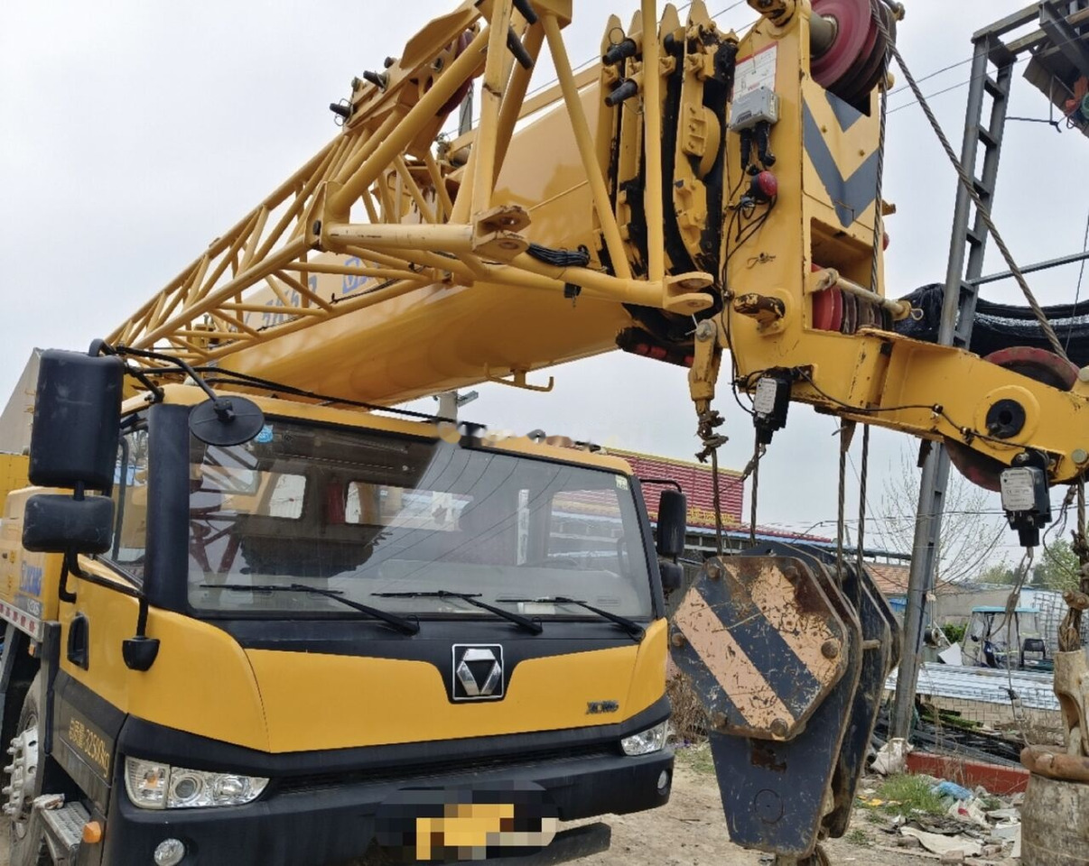 XCMG QY25K5D - Grue mobile: photos 4 XCMG QY25K5D - Grue mobile: photos 4