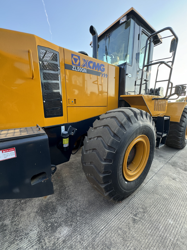 XCMG ZL50GN - Chargeuse sur pneus: photos 1 XCMG ZL50GN - Chargeuse sur pneus: photos 1