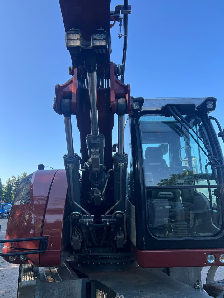 Liebherr A 914 Comp. Tilt Rotator OQ - Pelle sur pneus: photos 4 Liebherr A 914 Comp. Tilt Rotator OQ - Pelle sur pneus: photos 4