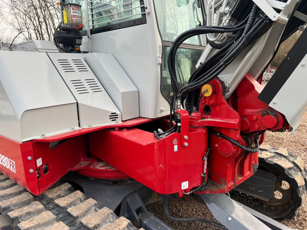 Takeuchi TB 280 FR V4 - Pelle sur chenille: photos 4 Takeuchi TB 280 FR V4 - Pelle sur chenille: photos 4