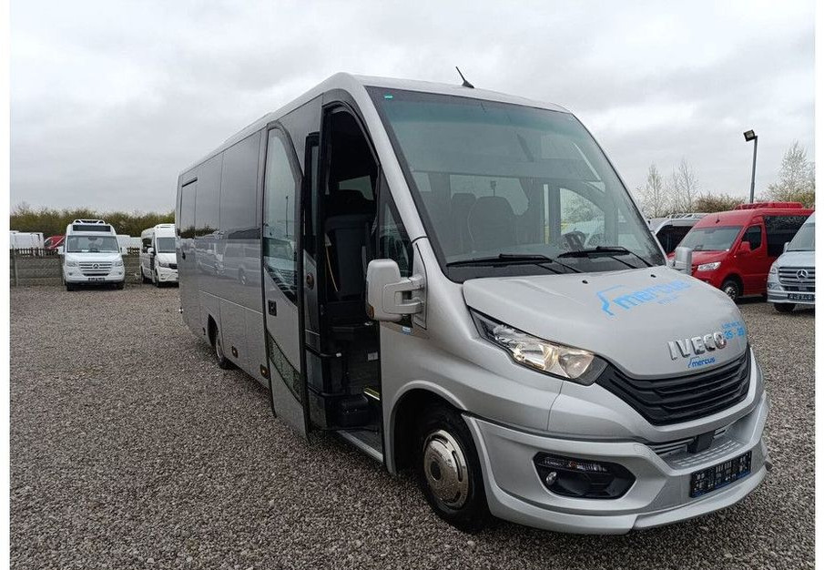 Iveco Mercus Daily 70C21 Nowość 39 miejsc - Minibus, Transport de personnes: photos 1 Iveco Mercus Daily 70C21 Nowość 39 miejsc - Minibus, Transport de personnes: photos 1