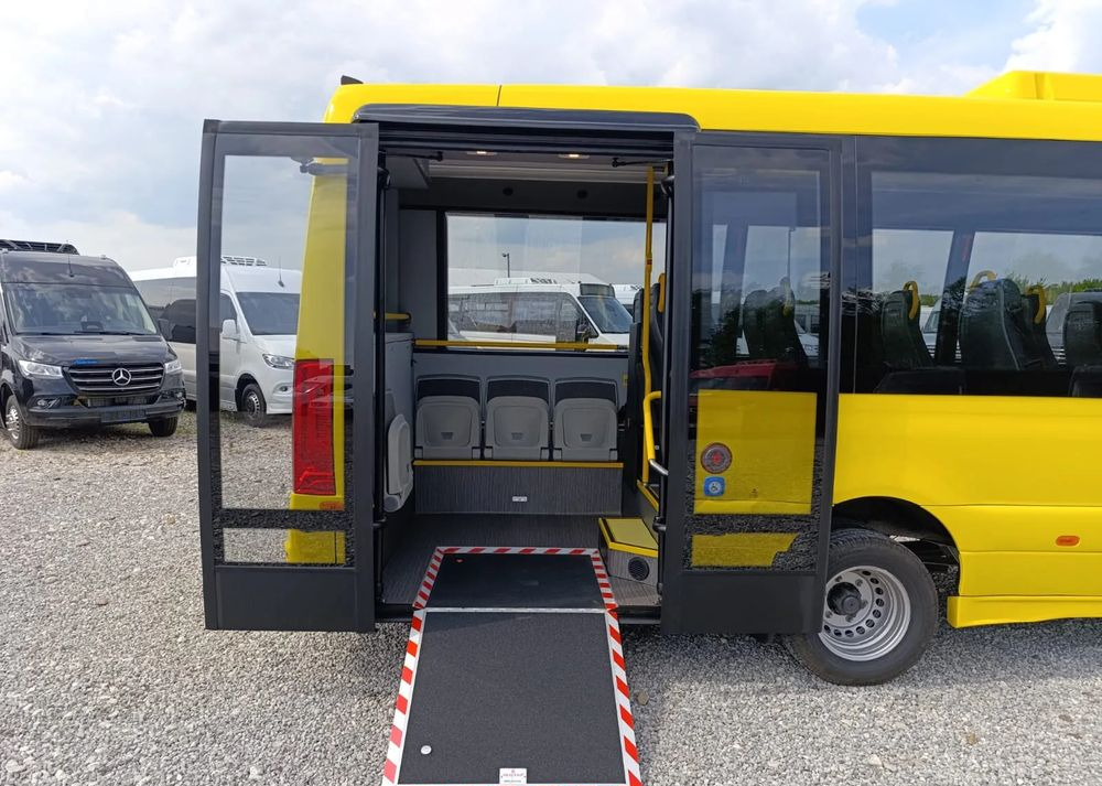 Mercedes-Benz Sprinter 517 CITY - Bus interurbain: photos 5 Mercedes-Benz Sprinter 517 CITY - Bus interurbain: photos 5