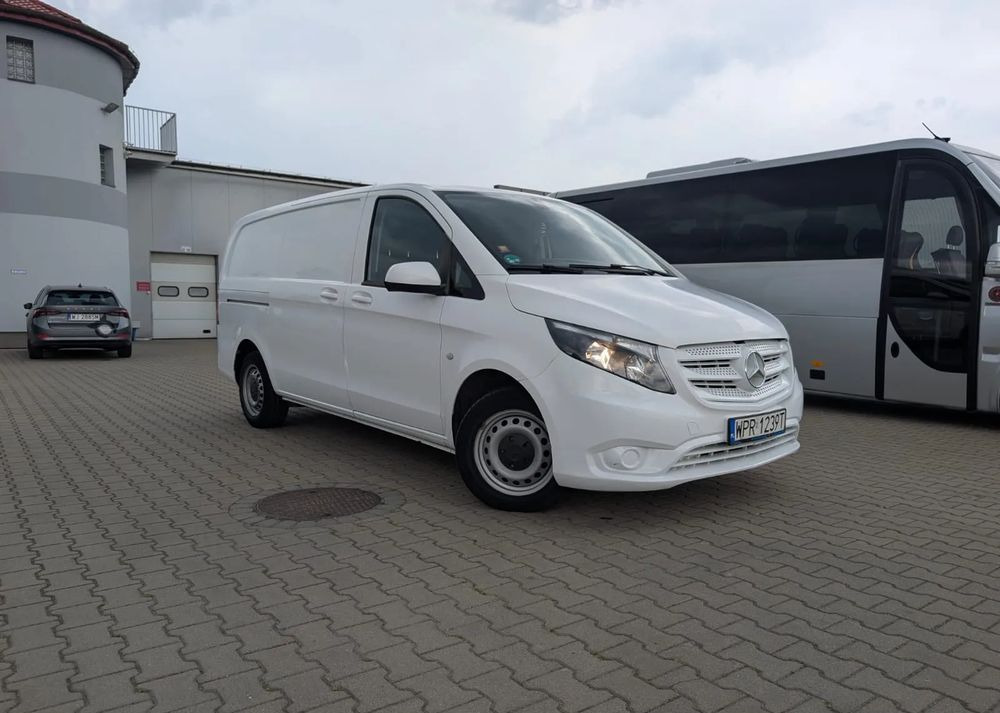 Mercedes-Benz Vito 116 - Fourgon utilitaire: photos 2 Mercedes-Benz Vito 116 - Fourgon utilitaire: photos 2