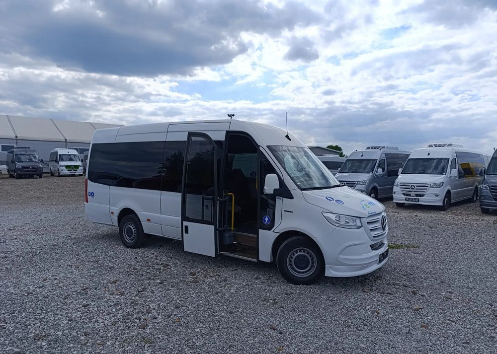 Mercedes-Benz eSprinter - Minibus, Bus électrique: photos 2 Mercedes-Benz eSprinter - Minibus, Bus électrique: photos 2