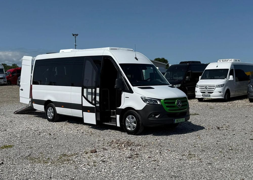Mercedes-Benz eSprinter - Minibus, Bus électrique: photos 4 Mercedes-Benz eSprinter - Minibus, Bus électrique: photos 4