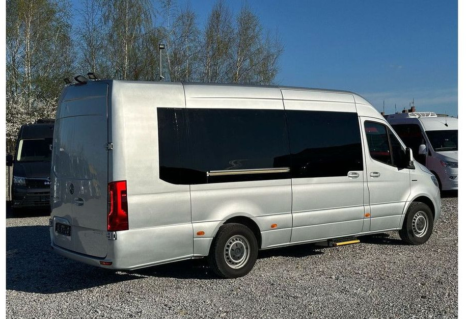 Minibus, Bus électrique Mercedes-Benz eSprinter: photos 7 Minibus, Bus électrique Mercedes-Benz eSprinter: photos 7