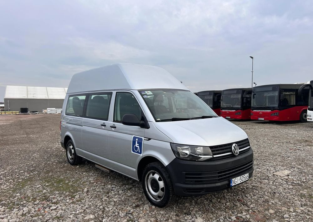 Volkswagen Transporter - Minibus, Transport de personnes: photos 1 Volkswagen Transporter - Minibus, Transport de personnes: photos 1
