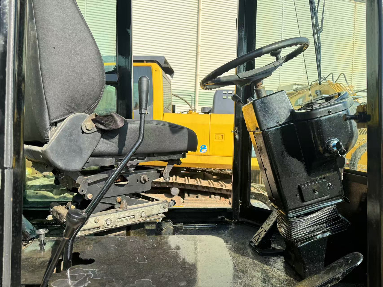 CAT 420F CHINA MADE - Tractopelle: photos 3 CAT 420F CHINA MADE - Tractopelle: photos 3