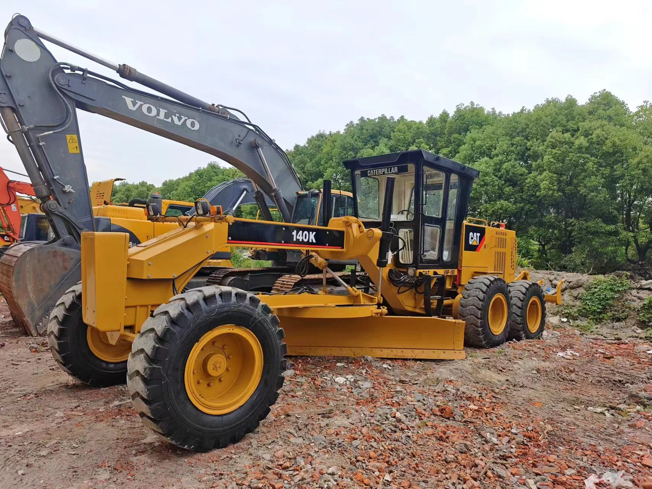 CATERPILLAR 140K - Niveleuse: photos 2 CATERPILLAR 140K - Niveleuse: photos 2