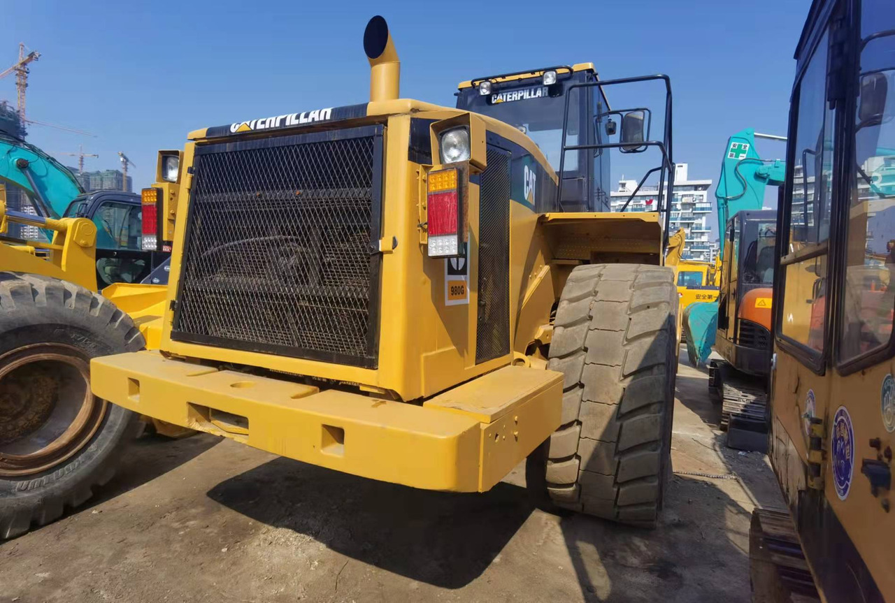 CATERPILLAR 980G - Chargeuse sur pneus: photos 3 CATERPILLAR 980G - Chargeuse sur pneus: photos 3