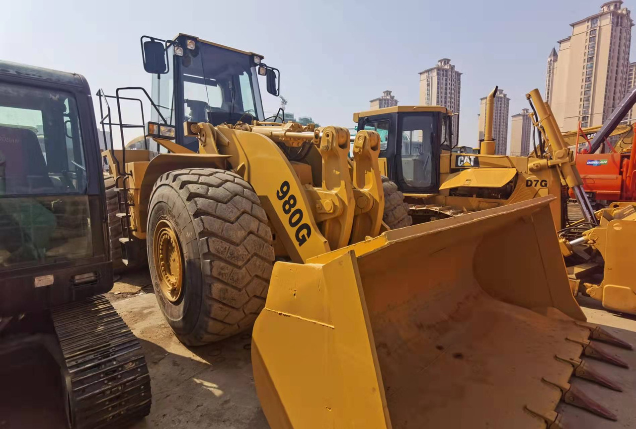 CATERPILLAR 980G - Chargeuse sur pneus: photos 1 CATERPILLAR 980G - Chargeuse sur pneus: photos 1